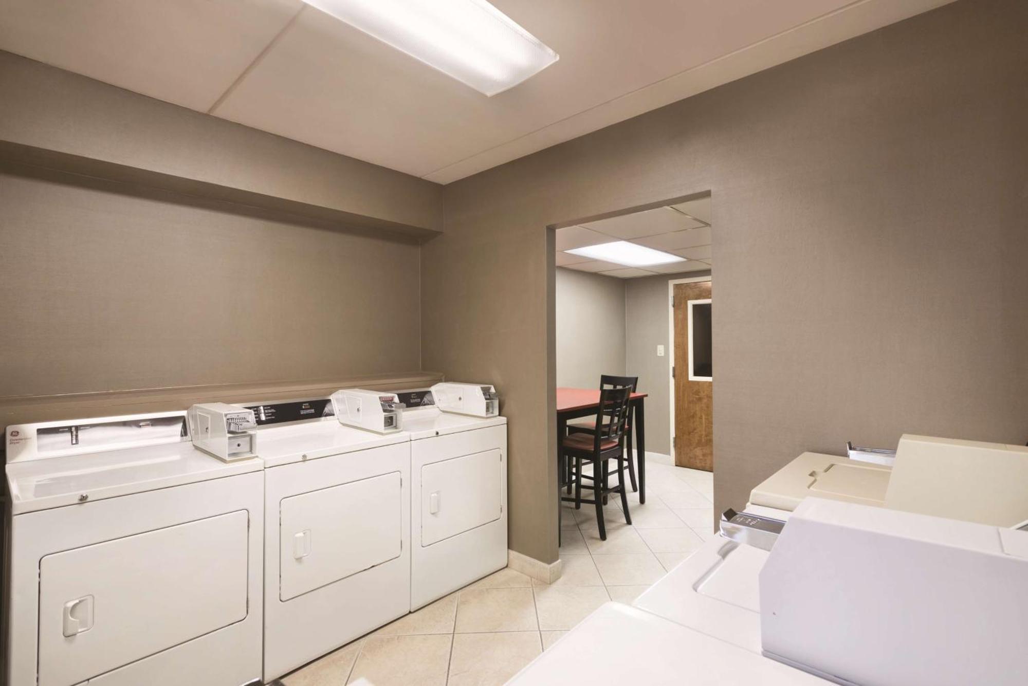 Clt Sky Suites Charlotte Zewnętrze zdjęcie